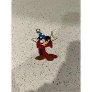 Disney‎ Pin Trading Sorcerer Apprentice Mickey Mouse 2003 Lanyard Medal sd